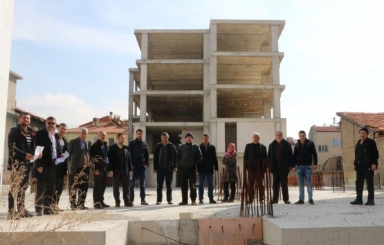 Afyonkarahisar da konut mağdurları isyan etti!