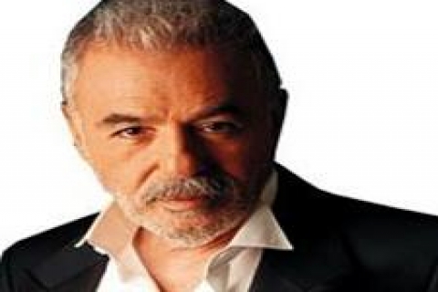 Ferdi Tayfur, okul yaptırırken dolandırıldı!