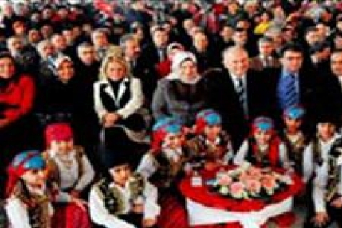 Hayırseverlerden Boğazköy'e ana sınıfı