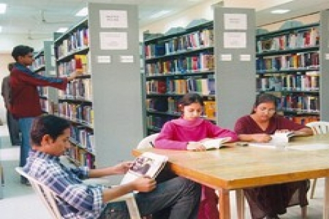 Cumhuriyet İlköğretim Okulu kütüphane olacak!