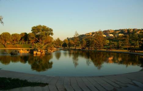 Bahçeşehir'deki gölet ve pazar yeri alanı imar planı iptal edildi!