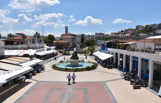 Tarihi Güvercinada daki dükkanlara haciz!