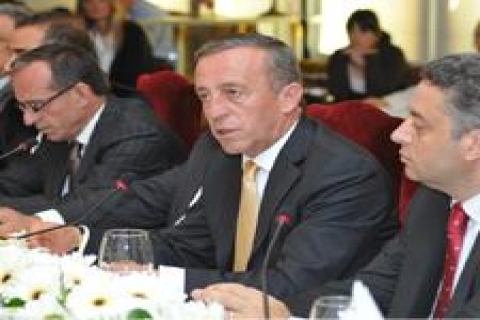 Ali Ağaoğlu'ndan 3 yeni rüzgâr santrali projesi!