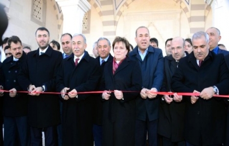 Adana Arif Uçurum Camii ibadete açıldı!