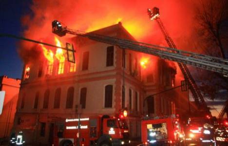 Kartal Adliyesi'nde yangın çıktı!