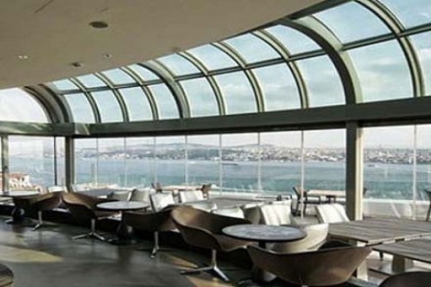 Opera Oteli'nin yenilenmesi Hakan Kıran'a ödül kazandırdı!