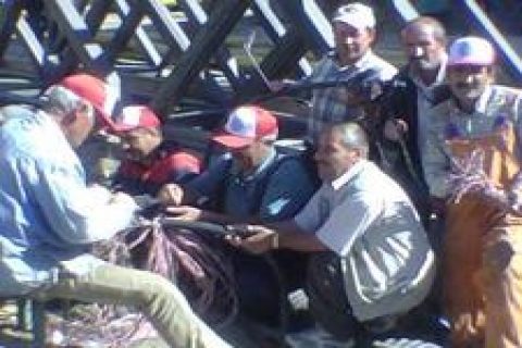 TOKİ konutlarında çalışan taşeron işçiler eylem yaptı