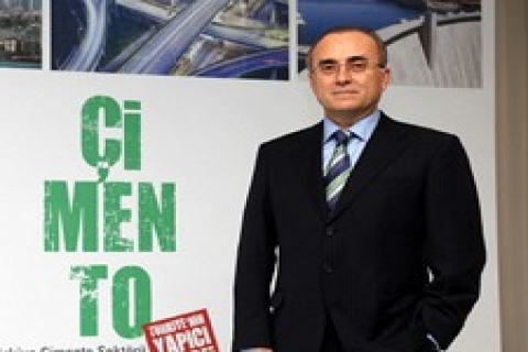 Adnan İğnebekçili: Fiyat artışı çimentoya bağlı değil!