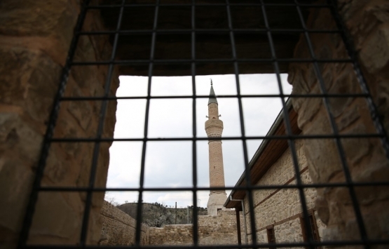 700 yıllık Alaaddin Cami bugün ibadete açılıyor 