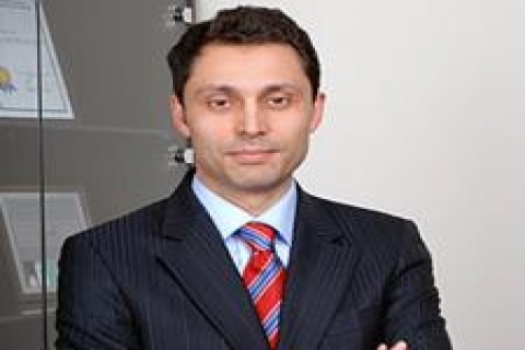 Emre Çamlıbel: Dar gelirliye kiralama modeli getirilsin