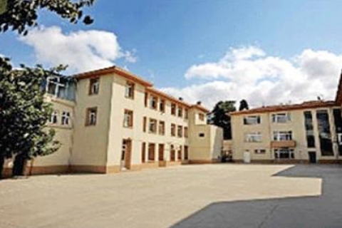 Üsküdar Ermeni Tibrevank Lisesi