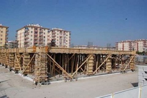 İstanbul İl Özel İdaresi 2 ilköğretim okulunu yeniden yaptıracak!