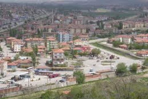  Kırıkkale'de 1 milyon TL'ye satılık 3 katlı bina!