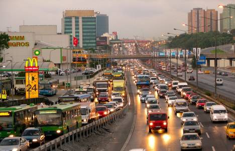  İBB 2013'e girerken yılbaşı etkinliklerini ve ulaşımı düzenledi! 