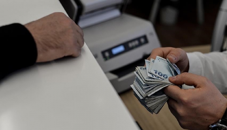 Milyonlarca asgari ücretli, memur ve emeklinin gözü Kabine de... Gündemde 2024 maaş zammı var!