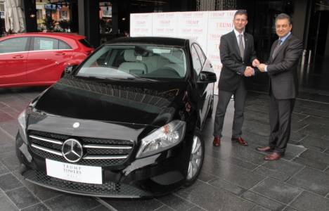 Trump Alışveriş Merkezi, otomobil hediyelerini teslim etti!