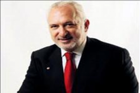 Ercüment Alptekin: İşadamı tanınmak için AVM yapıyor