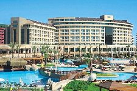 Fame Oteller Grubu 8 lüks villa yapacak!