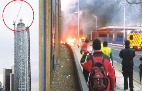  Londra'da helikopter gökdelenin tepesindeki vince çarptı! 