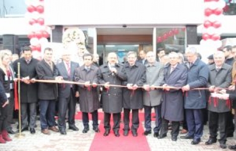 Gölcük Halıdere'de Fizik Tedavi Merkezi açıldı!