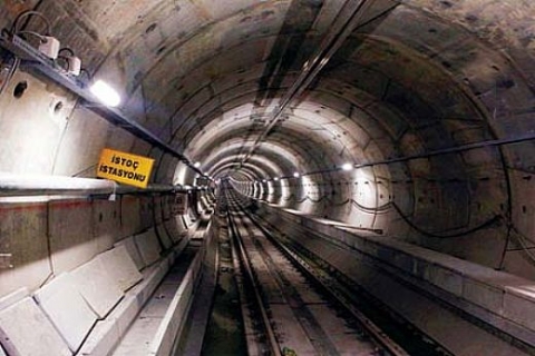 Başakşehir metrosunun açılışı 2013'e kaldı!