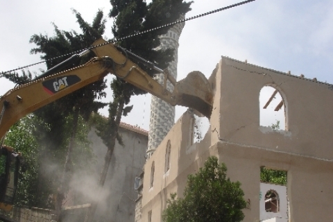  Zonguldak'taki Kaptaş Cami yıkılıp yerine yenisi yapılacak!