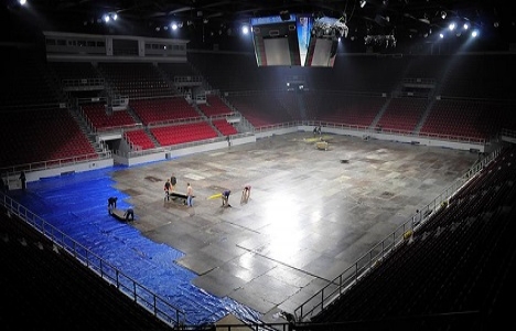 Abdi İpekçi Spor Salonu’nun yıkımına başlandı!