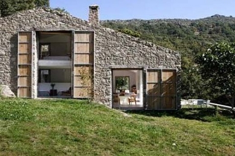 150 yıllık, yepyeni binalar: Restorasyonla gençleşiyorlar!