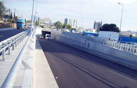 Bağcılar-Mahmutbey-Basın Ekspres yol çalışması devam ediyor!