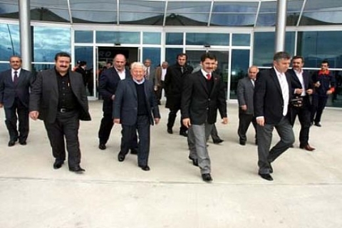 Avrasya GYO Yönetim Kurulu Başkanı Murat Araz, nöbetçi mahkemeden serbest!