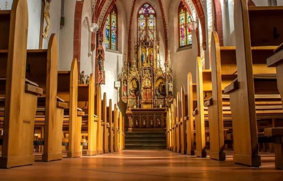 Fransa'daki Saint-Jules Katolik kilisesi 190 bin avroya satılıyor!