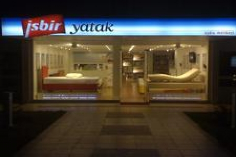 İşbir Yatak, 100. uyku merkezini Bahçeşehir'de açtı
