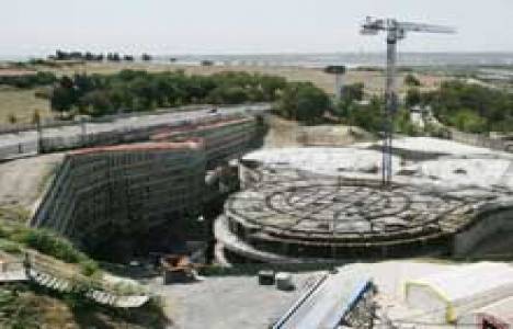 çevre dostu kamu binası