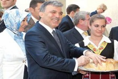 Abdullah Gül, şumnu'da 7,5 milyon euroluk temel attı!