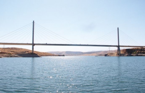 Türkiye'nin 4. büyük asma köprüsünde sona gelindi!