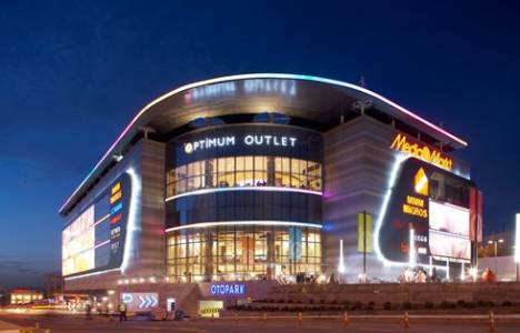 Optimum Outlet'ten çocuklara karne hediyesi!