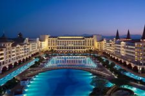 Lüks otellere imar denetimi