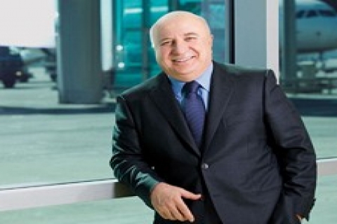 TAV Holding CEO'su Sani şener, Kariyer Zirvesi'nde!