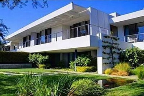 Jennifer Aniston'un 21 milyon dolarlık yeni malikanesi!