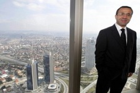 Nahit Kiler: Sapphire, Empire State'e 10 basar!