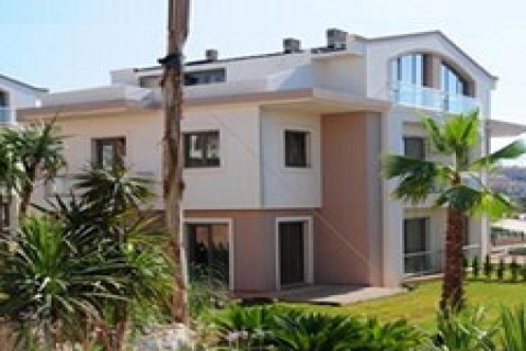 Güzelbahçe Mimoza Evleri'nde 550 bin TL'ye 5+2!