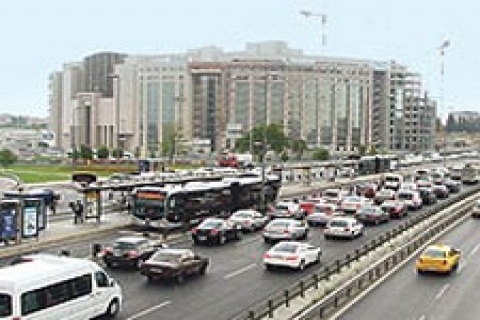 çağlayan'ın tekstil atölyeleri, ofis ve restoran oluyor!