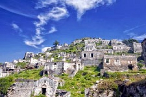 UNESCO, Kayaköy'de 736 binayı anıtsal yapı ilan etti!