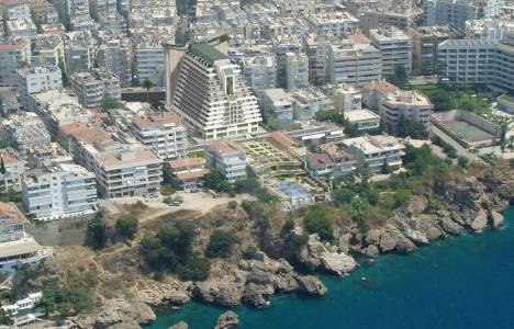 Antalya Ramada Otel'in sorunlu alanının iş alanına çevrilmesi onandı!