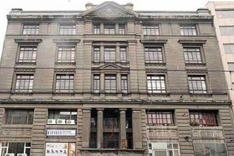 Galata Rum İlkokulu Vakfı binası 72 yıl sonra iade edildi!