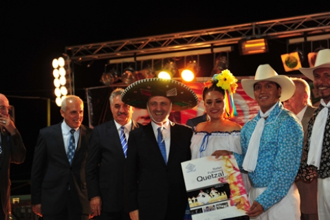  Erdoğan Bayraktar, Meksika şapkası taktı!