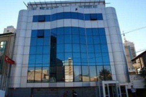 Ataşehir'de, 11 milyon 500 bin dolara satılık akıllı plaza!