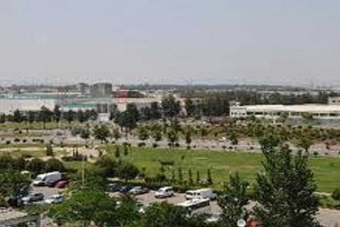 İzmir Atatürk OSB'den satılık 200 bin metrekare AVM arsası!