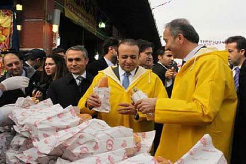 Küçükçekmece Perakende Balık Pazarı, AB standartlarında açıldı!