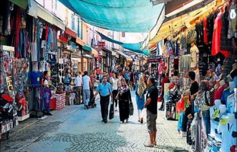İzmir Kemeraltı Çarşısı'na yasa önerisi!